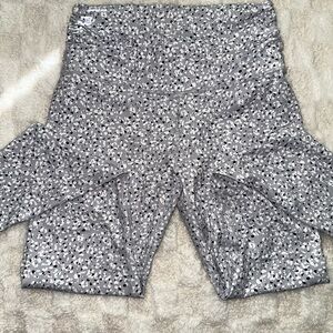 Odos Gray Patterned Leggings